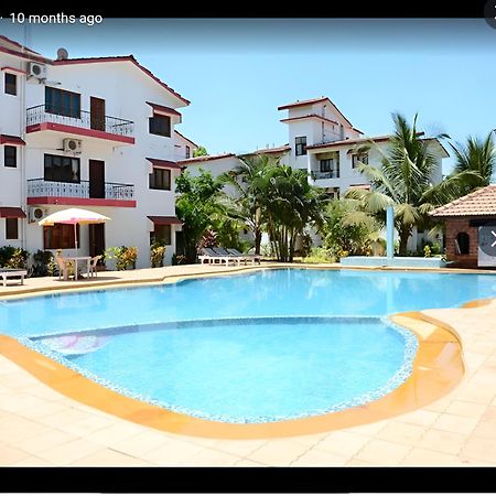 Ronne'S Little Baga Service Apartments Buitenkant foto